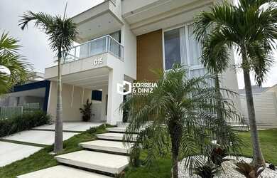 Imagem: A casa possui 4 Dormitórios, 5 Banheiros, 3 Vagas na garagem