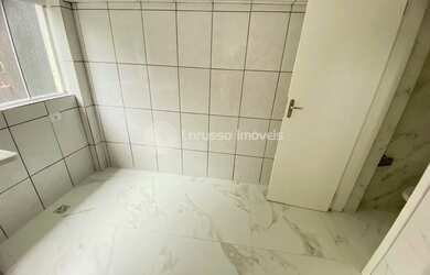 Imagem 10: Sobrado para aluguel tem 90 metros quadrados com 3 quartos em Bairro Alto...