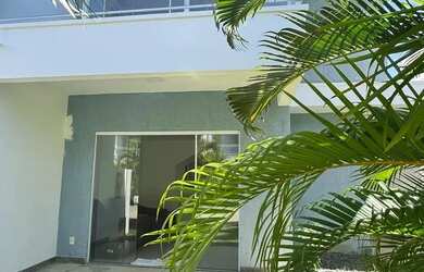 Imagem: A casa em condomínio possui 4 Dormitórios, 5 Banheiros, 2