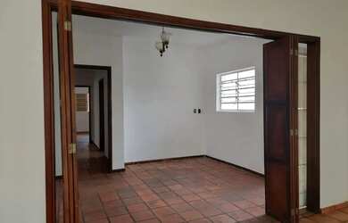 Imagem: CASA TÉRREA P/ FAMÍLIA OU COMERCIAL PRÓX OCTÁVIO P BRISOLLA