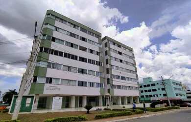 Imagem: O apartamento possui 3 Dormitórios, 2 Banheiros, 2 Vagas na