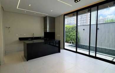 Imagem 16: Duplex em Fino Acabamento/ 04 Suítes com closet e Varanda/ 03Suítes...