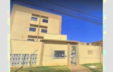 Imagem: O apartamento possui 2 Dormitórios, 1 Banheiro e 71m² de Área