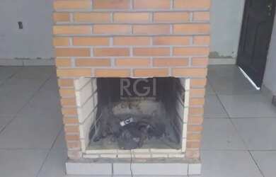 Imagem 5: Casa para Venda com 2 dormitórios e 3 vagas no bairro Belém Novo