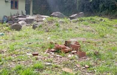 Imagem: O terreno possui 293m² de Área e está localizado em Gramado