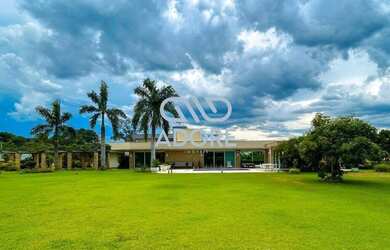 Imagem: A casa em condomínio possui 3 Dormitórios, 5 Banheiros, 5