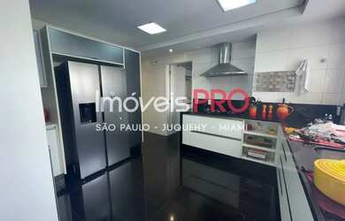 Imagem 9: Mobiliado Moderno Reformado 370m2 4 suites 5 vagas