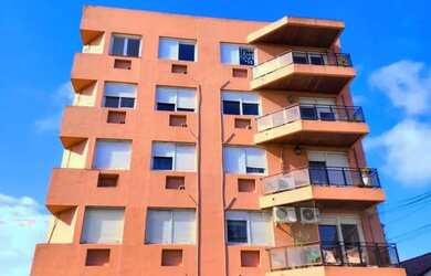 Imagem: O apartamento possui 3 Dormitórios, 2 Banheiros, 1 Vaga na