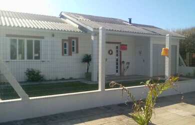 Imagem 3: Casa 3 Quartos, uma quadra do mar, internet, tv cabo, monitoramento