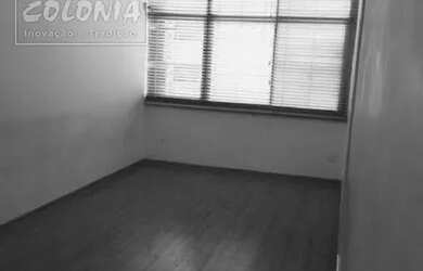 Imagem: O depósito possui 1 Vaga na garagem e 58m² de Área e está