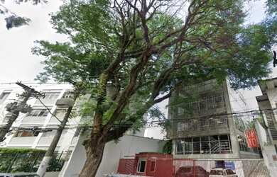 Imagem: O depósito possui 5 Vagas na garagem, 770m² de Área e está