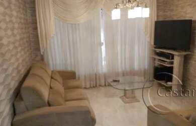 Imagem: A casa possui 4 Dormitórios, 4 Banheiros, 4 Vagas na garagem