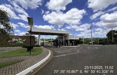 Imagem: O terreno possui 273m² de Área e está localizado em Recanto