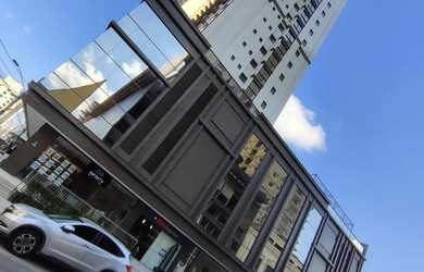 Imagem: O apartamento possui 2 Dormitórios, 2 Banheiros, 2 Vagas na