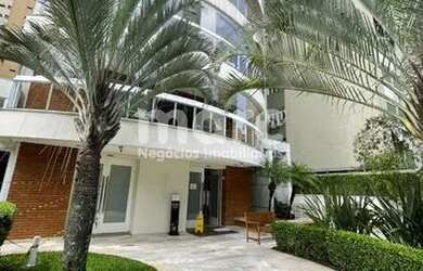 Imagem: O apartamento possui 4 Dormitórios, 2 Banheiros, 3 Vagas na