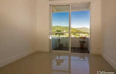 Imagem 9: FLORIANóPOLIS - Apartamento Padrão - Itacorubi