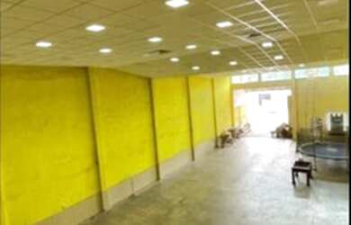 Imagem: O depósito possui 4 Vagas na garagem, 600m² de Área, Imóvel