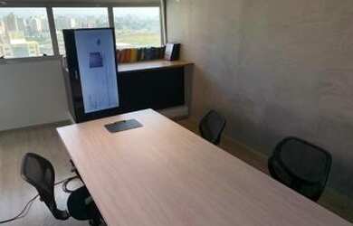 Imagem: O depósito possui 1 Vaga na garagem, 34m² de Área e está