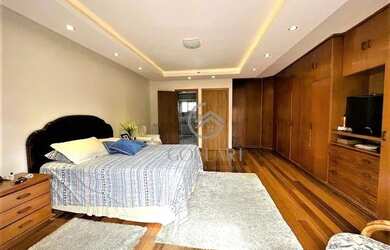 Imagem 8: Casa alto padrão na Baronesa