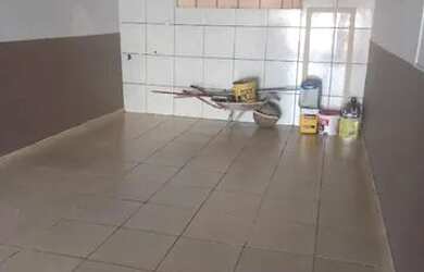 Imagem: A kitnet possui 1 Dormitório, 1 Banheiro, 2 Vagas na garagem