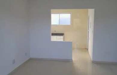 Imagem: A casa em condomínio possui 2 Dormitórios, 1 Banheiro, 2 Vagas