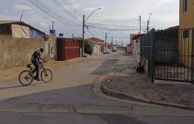 Imagem 10: SANTA MARIA OPORTUNIDADE QD 309 CASA DE 3 QUARTOS NA LAJE ÓTIMO LOCAL...