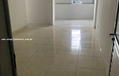 Imagem: O depósito possui 83m² de Área e está localizado em Centro