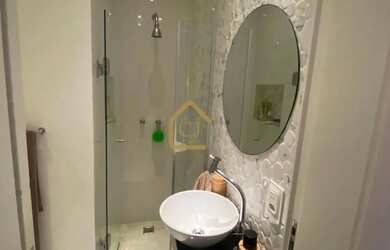 Imagem 15: Apartamento quarto e sala com 71 m² na Lúcio Costa totalmente reformado