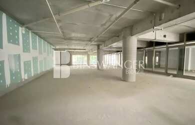 Imagem: O depósito possui 1.014m² de Área e está localizado em