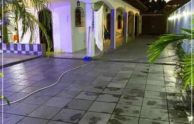 Imagem 3: Imóvel para venda tem 270 metros quadrados com 3 quartos em Trindade...