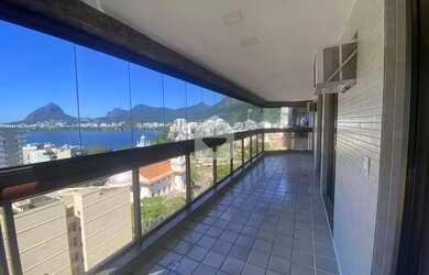 Imagem: O apartamento possui 3 Dormitórios, 3 Banheiros, 2 Vagas na