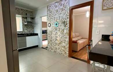 Imagem 4: Imóvel para venda tem 156 metros quadrados com 3 quartos em Bateias II - Vitória da Conqui