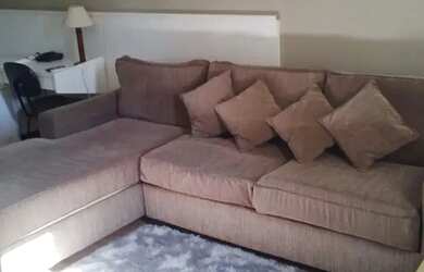 Imagem: O apartamento possui 1 Dormitório, 1 Banheiro, 45m² de Área