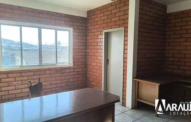 Imagem: O depósito possui 37m² de Área e está localizado em Navegantes