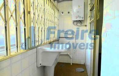 Imagem 14: Apartamento no bairro Menino Deus, 2 dorm. e 1 garagem