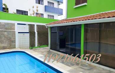 Imagem 4: Caragua temporada frente a praia