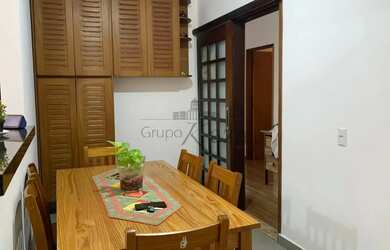 Imagem 12: Oportunidade - Casa - Bosque dos Eucaliptos - 3 Dormitórios - 250m²