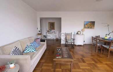 Imagem: O apartamento possui 3 Dormitórios, 2 Banheiros, 2 Vagas na