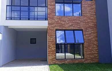 Imagem: A casa em condomínio possui 3 Dormitórios, 3 Banheiros, 1