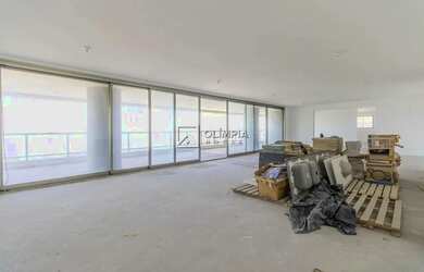 Imagem: O apartamento possui 4 Dormitórios, 4 Banheiros, 4 Vagas na