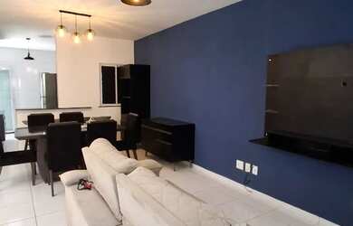 Imagem: A casa em condomínio possui 3 Dormitórios, 3 Banheiros, 2