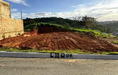 Imagem: O terreno possui 200m² de Área e está localizado em Ibituruna