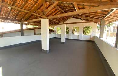 Imagem 4: Casa de lote inteiro na ilha por apenas 490 mil