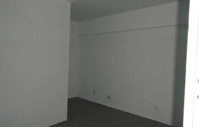 Imagem 1: Comercial/Industrial de 26 metros quadrados no bairro Bonsucesso