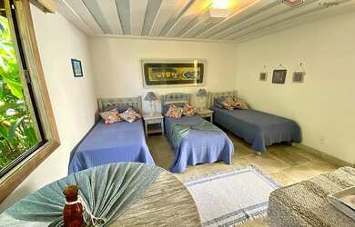 Imagem 4: Casa, Ferradura. Piscina, Churrasqueira, VarandaeÁrea de serviço