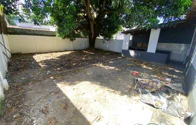 Imagem 14: Casa de lote inteiro na ilha por apenas 490 mil