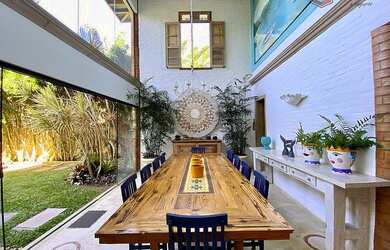 Imagem 15: Casa, Ferradura. Piscina, Churrasqueira, VarandaeÁrea de serviço