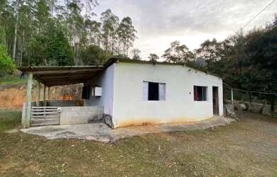 Imagem: A chácara possui 48.400m² de Área e está localizado em