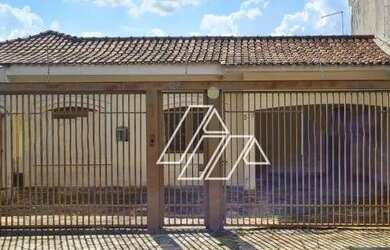 Imagem: A casa possui 2 Dormitórios, 2 Banheiros, 199m² de Área e