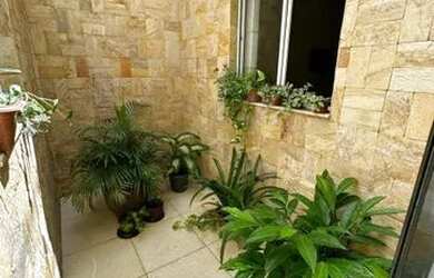 Imagem: A casa possui 3 Dormitórios, 2 Banheiros, 1 Vaga na garagem